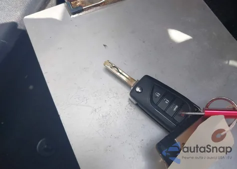 2022 Toyota Camry Se из США, поврежденный, VIN 4T1G11AK9NU678078